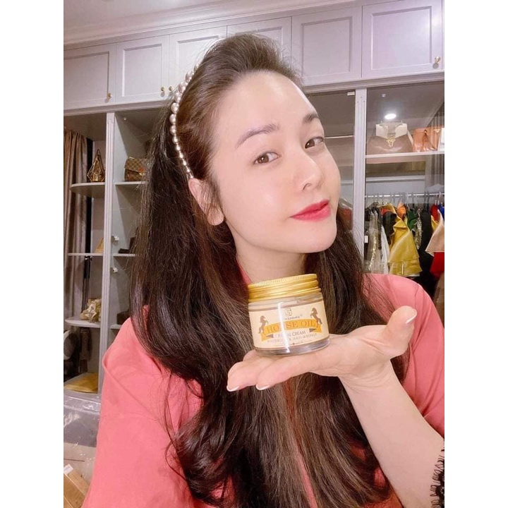 Kem dưỡng tái tạo da Dầu Ngựa HORSE OIL FACIAL CREAM Laura Sunshine  70gr