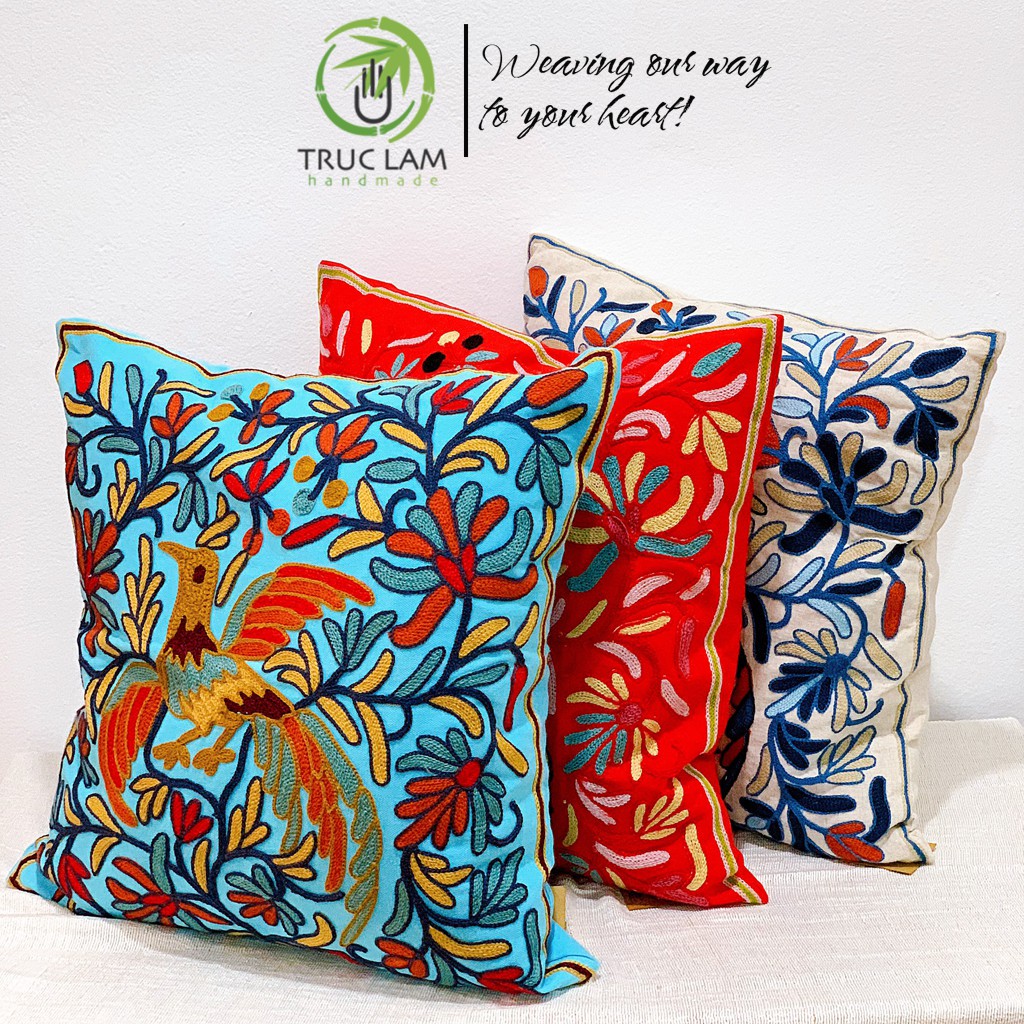 Gối/Vỏ Gối Vuông Tựa Lưng Sofa (45x45) Trang Trí Phòng Vải Linen Thêu Thủ Công Hình Con Chim – Trúc Lâm Handmade