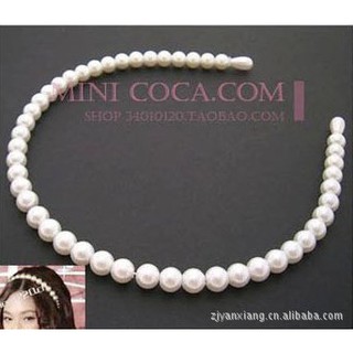 BỜM TÓC GIẢ NGỌC.