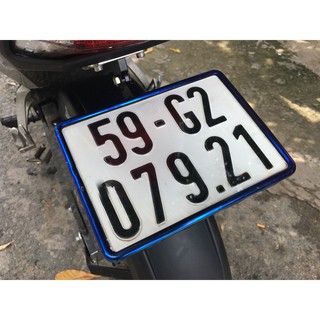 KHUNG BIỂN SỐ LUÔN MICA VÀNG/TITAN