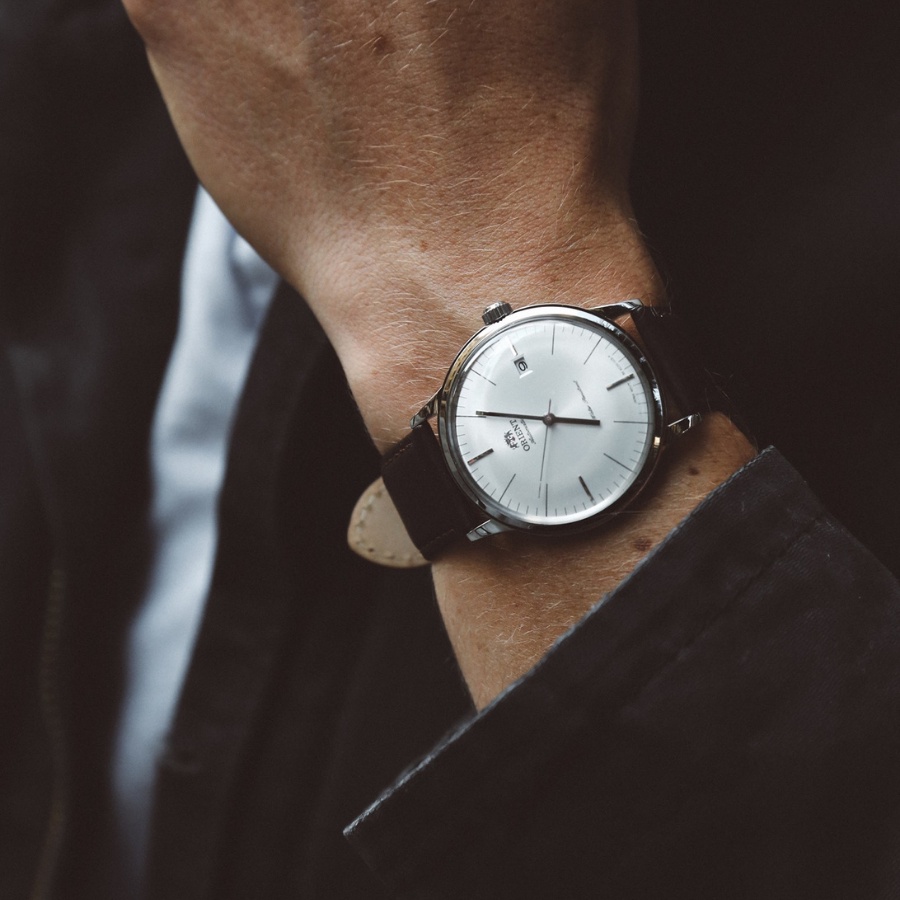 Đồng hồ cơ nam Orient FAC0000EW0 mặt kính cứng chống va đập, chống nước 3 ATM, dây da thời trang cao cấp chính hãng