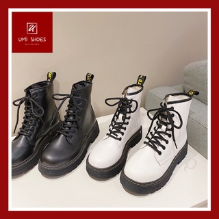 Boot Ulzzang Cao Cổ MARTIN,Boot Nữ Trắng Buộc Dây Màu Đen/Trắng Cá Tính