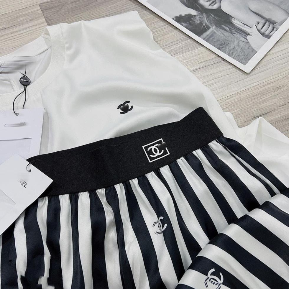 SET ÁO TAY DƠI QUẦN KẺ ỐNG RỘNG