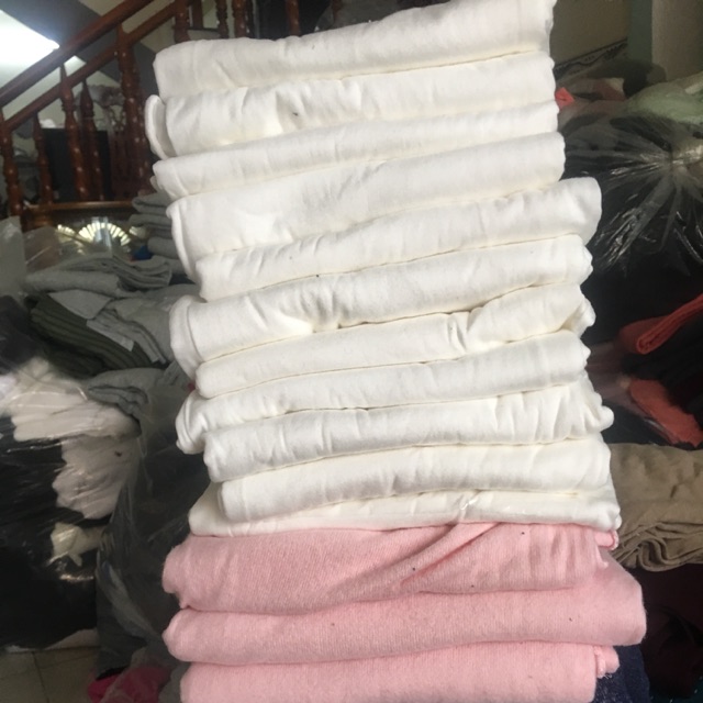 Vải len và cotton trắng