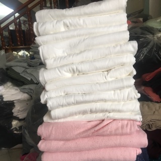 Vải len và cotton trắng