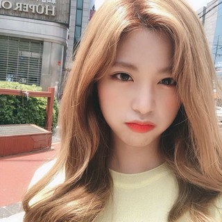 thuốc nhuộm tóc snukia màu vàng sáng