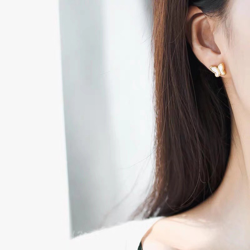 Bông tai thép titanium hình bướm không gây dị ứng phong cách hàn nhật