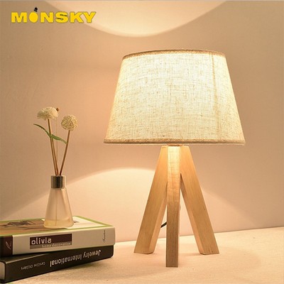 Đèn ngủ gỗ để bàn MONSKY trang trí phòng ngủ cao cấp Vintage 3 chân độc đáo (bao gồm bóng LED)