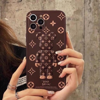 Ốp lưng iphone - ốp iphone bapee gấu lv nổi