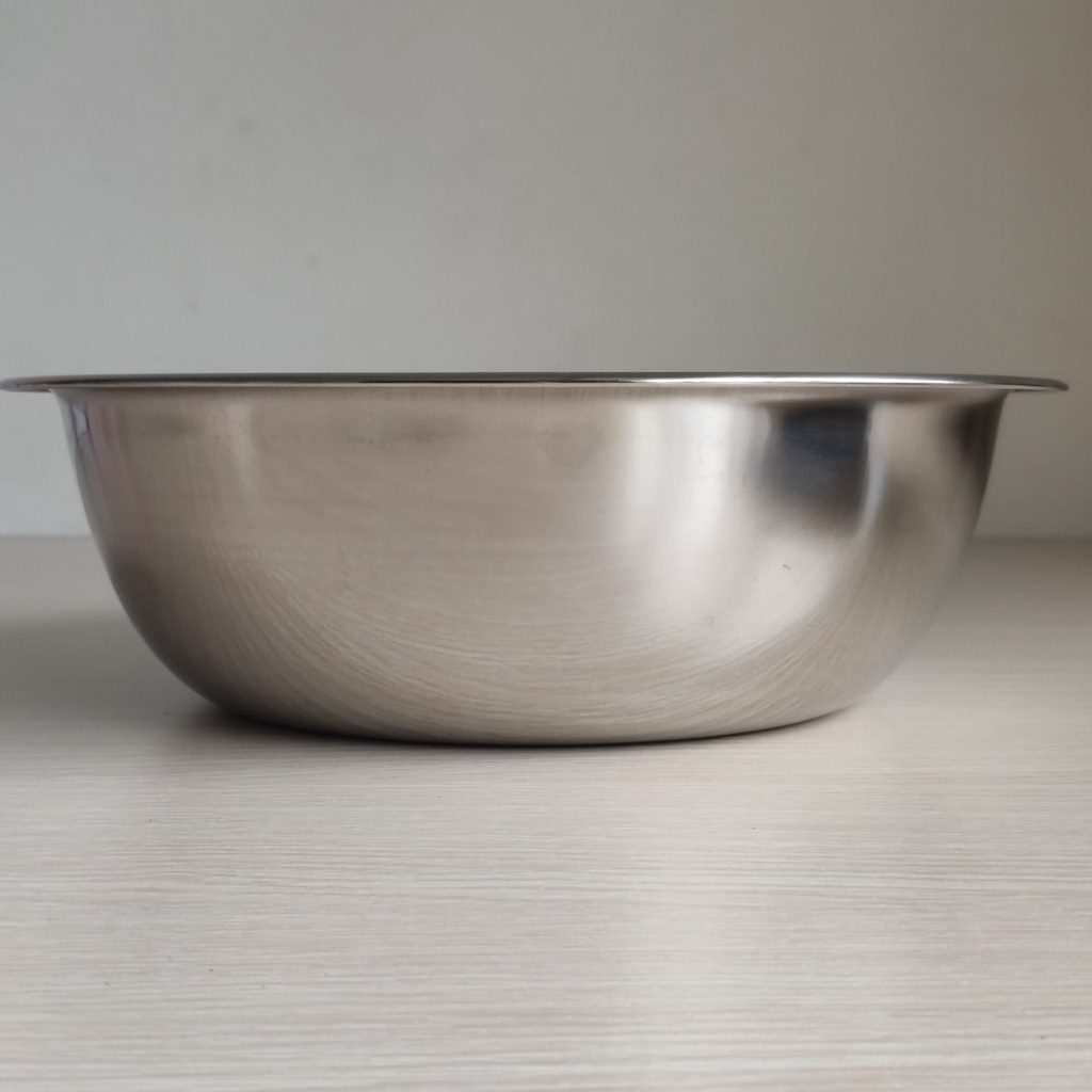 Thau inox tròn sâu, thau trộn bột làm bánh, thau spa, chậu inox sáng bóng