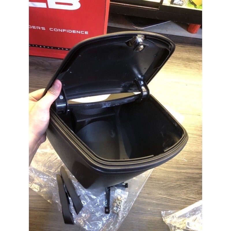 Thùng đựng đồ đủ các dòng xe - gọn gàng, tiện lợi như winnerX,exciter150,wave,sirius,ưinner, dream