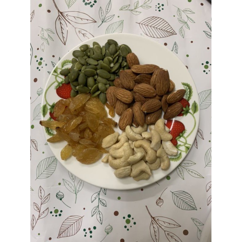 MIX 5 LOẠI HẠT 100GR (óc chó đỏ, hạt điều, nho khô, bí xanh, hạnh nhân) | BigBuy360 - bigbuy360.vn
