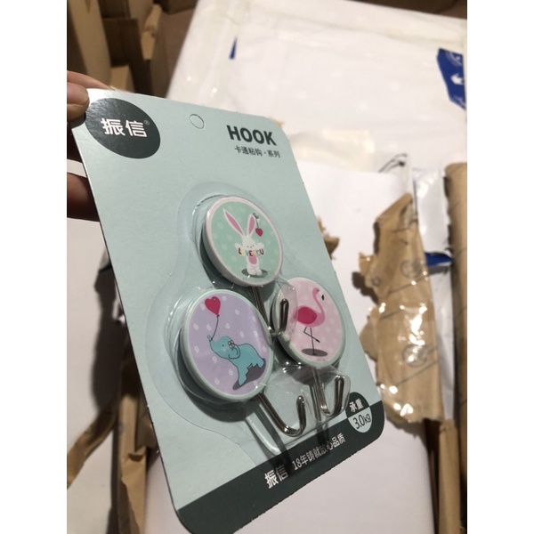 Móc dán tường treo đồ chắc chắn, móc treo tường chịu lực tốt tiện ích cho gia đình