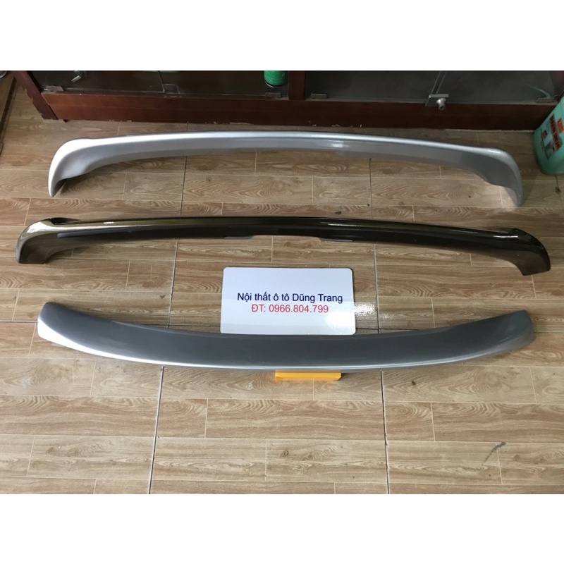 Đuôi gió Suzuki XL7 sơn theo màu xe