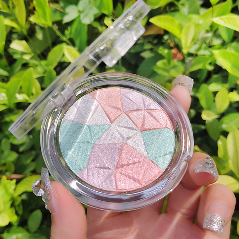 Phấn Bắt Sáng Làm Sáng Da Tiện Lợi