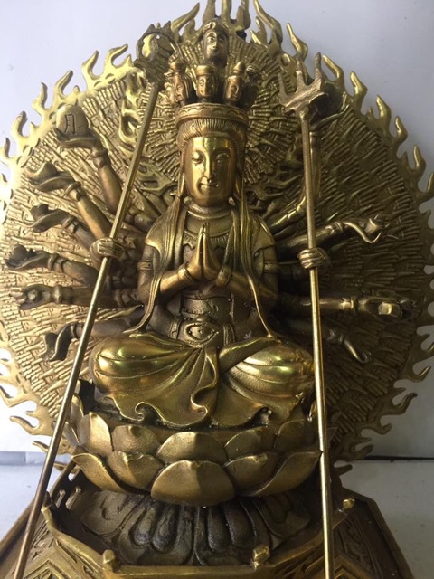 Tượng đồng thiên thủ thiên nhãn