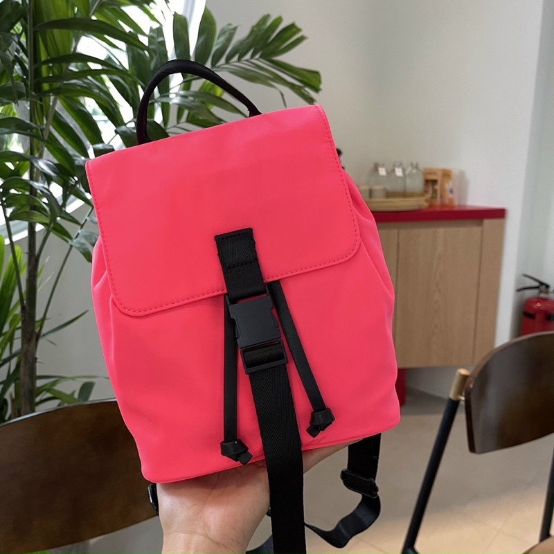 TNS - Balo mini  F•21 mini Backpack--tone hồng siêu trendy