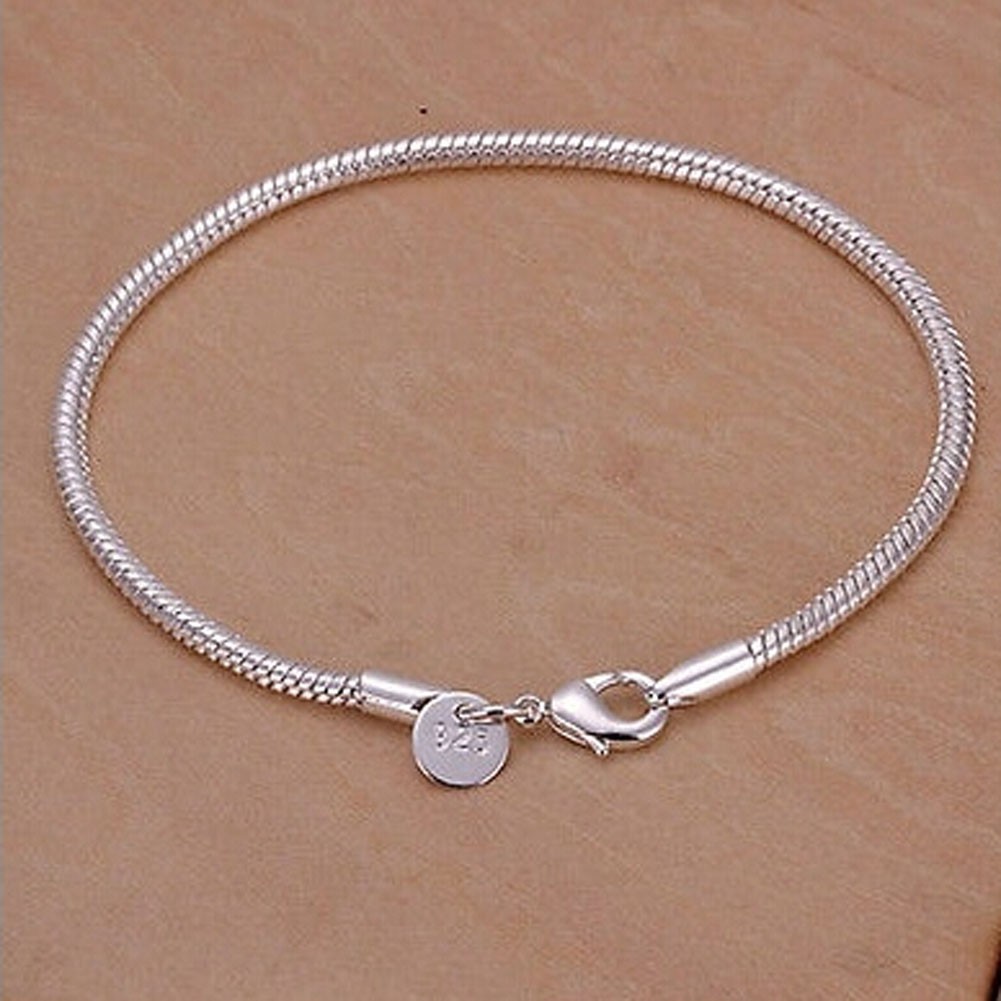 Vòng tay bạc dạng lò xo thiết kế dễ thương