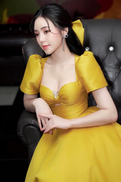 ẢNH VÀ VIDEO thật 1000% ĐẦM XOÈ TAY PHỒNG KHOÉT NGỰC _KÈM NƠ CÁI TÓC