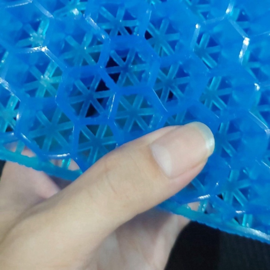Đệm Lót Ghế Ngồi silicon 3D cao cấp thoáng khí Đệm Gel Tổ Ong Đàn Hồi Lót Ghế - Chống Đau Mỏi Lưng, mới BH 12T
