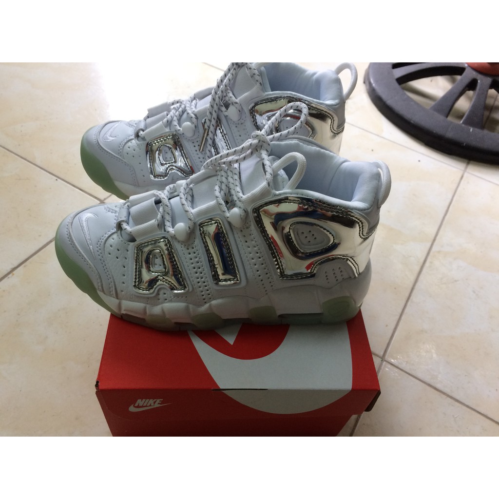 giày thể thao NIKE AIR MORE UPTEMPO mầu trắng bạc