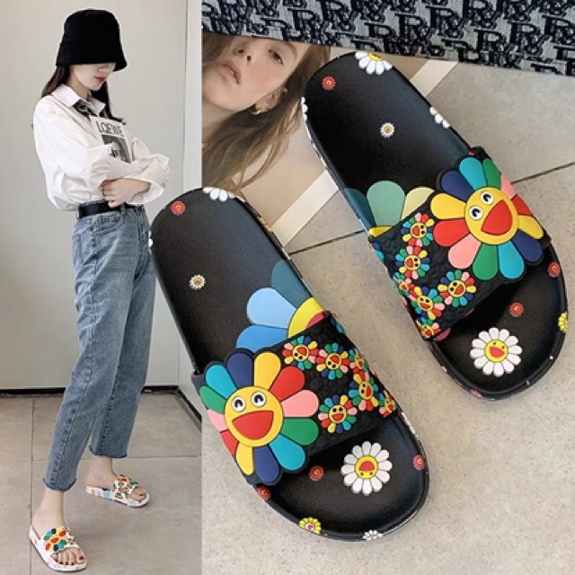 Dép hoa mặt cười màu sắc rực rở | BigBuy360 - bigbuy360.vn