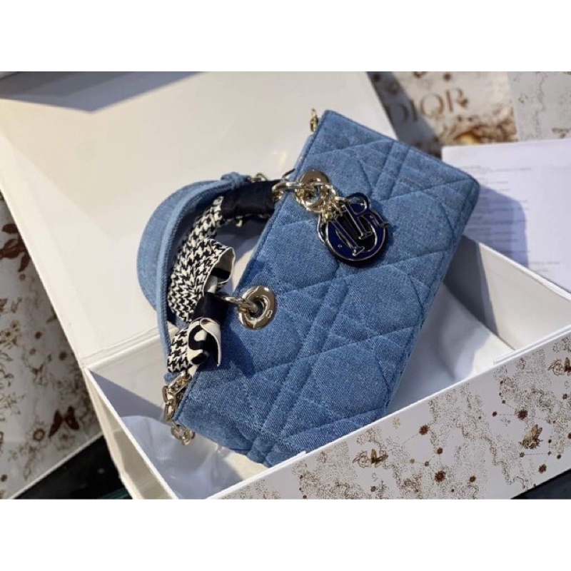 Túi Dior lady bản mới siêu ngọt ngào 2 màu xanh - hồng