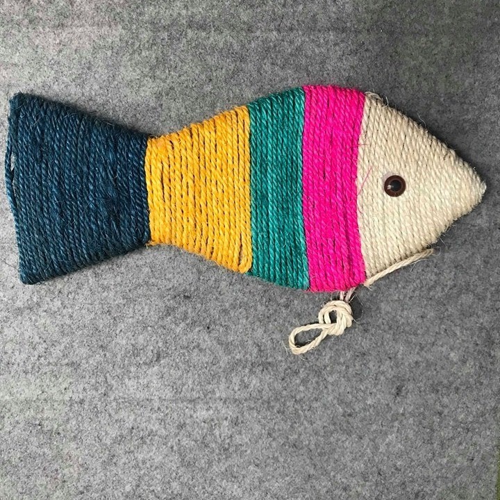 Cào móng cho mèo hình cá dây thừng đủ màu