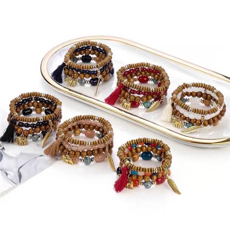 Set vòng tay boho nhiều màu sắc phong cách tua rua