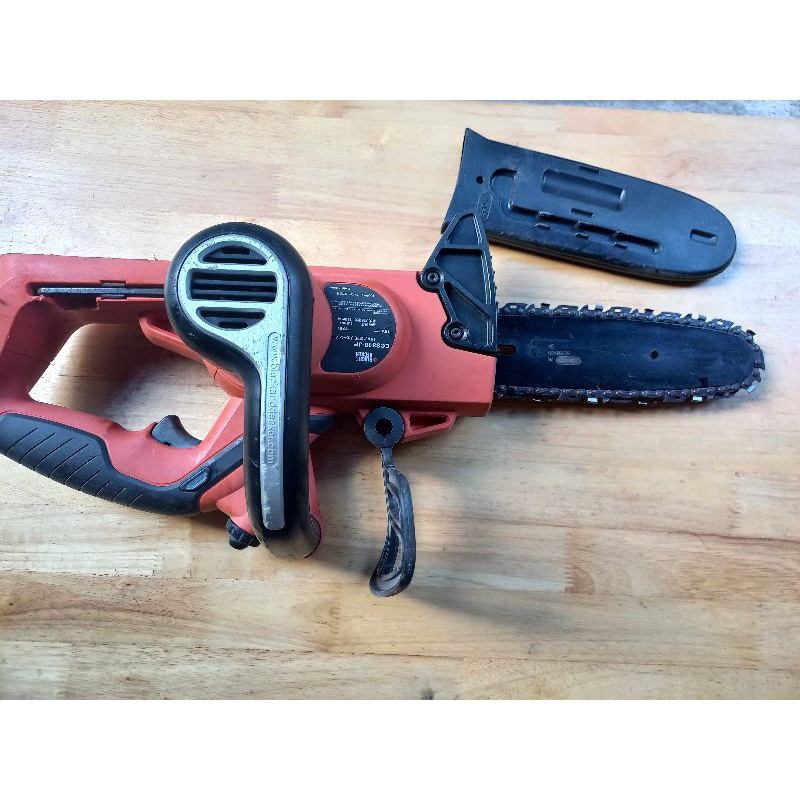 Cưa xích 18v chạy full chức năng