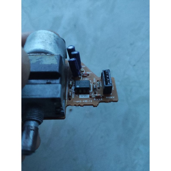 Volume chạy bằng motor