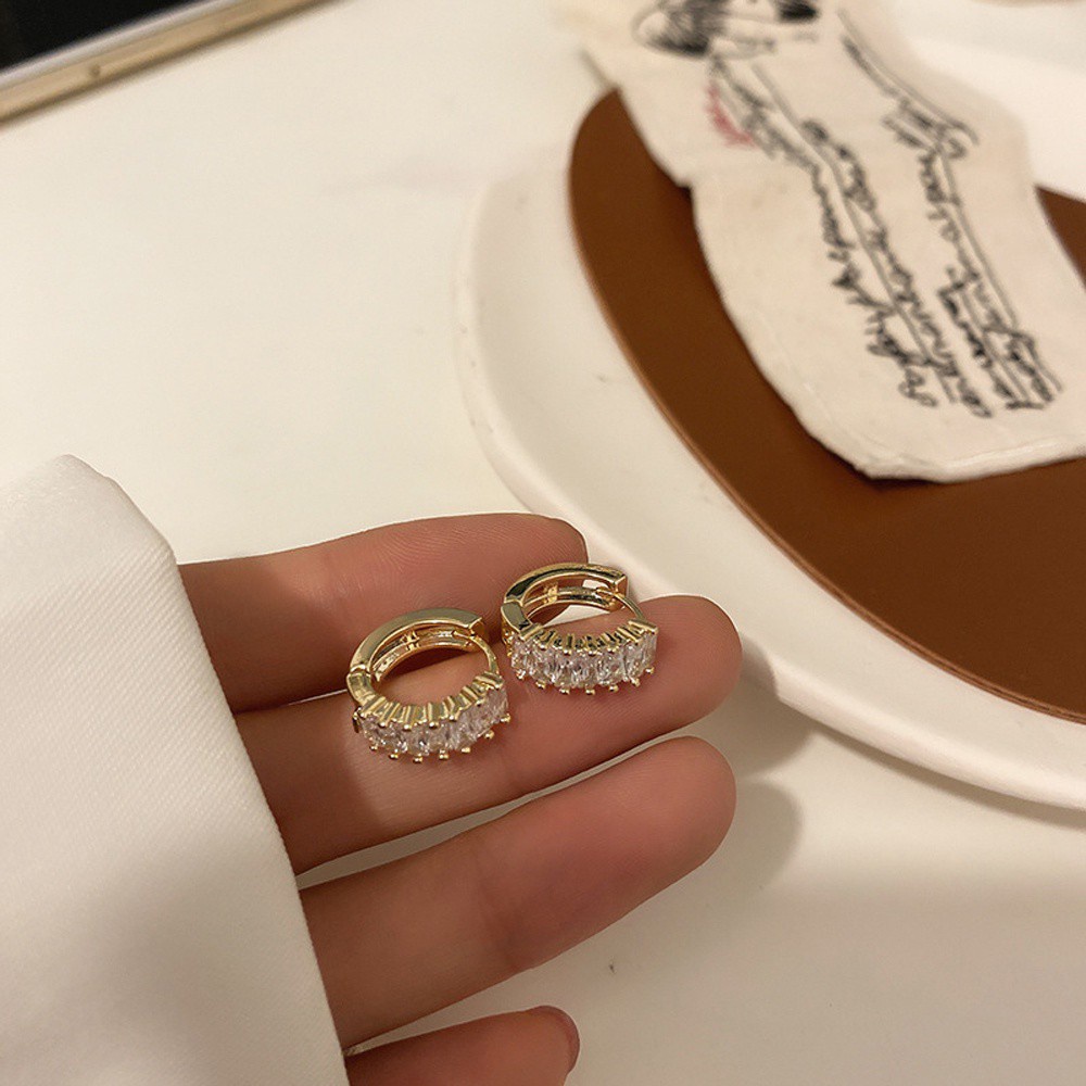 Khuyên Tai Vòng Tròn Nhiều Màu Thời Trang Cổ Điển Cho Nữ