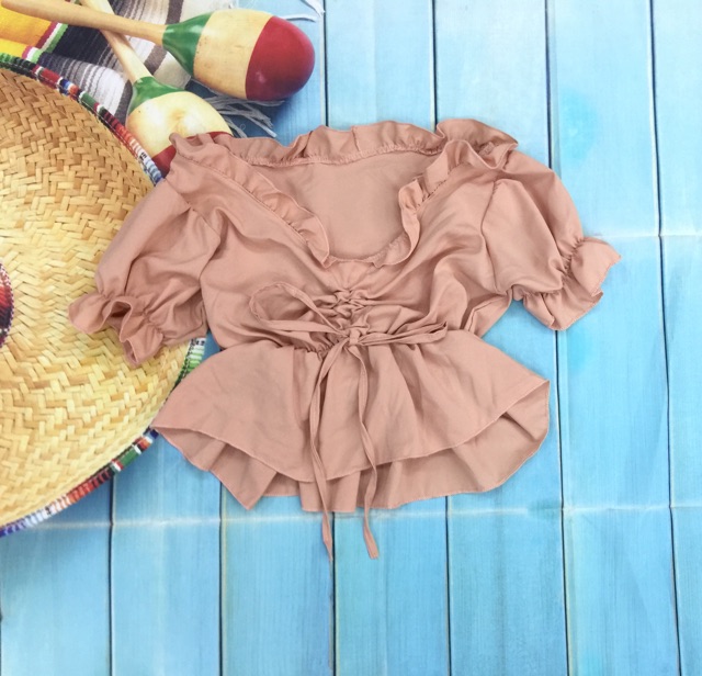 Áo kiểu viền bèo dây rút