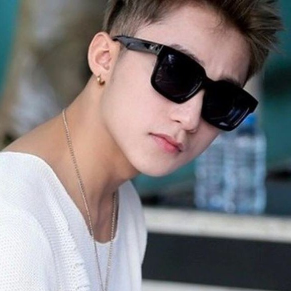 GIÁ RẺ NHẤT - KÍNH V TÂY ĐEN - KÍNH RÂM SƠN TÙNG MTP LOGO V SANG CHẢNH - SIÊU ĐẸP, SIÊU BỀN, SIÊU HOT