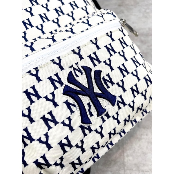 Balo Mlb size lớn màu trắng