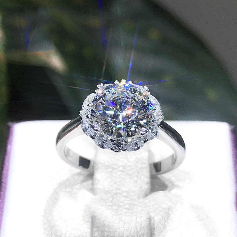Nhẫn đính đá Moissanite thời trang cho nữ
