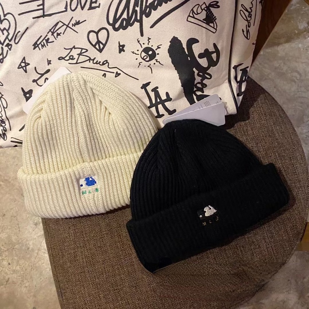 Mũ Len Thêu Chữ Phong Cách Hàn Quốc Cho Cặp Đôi