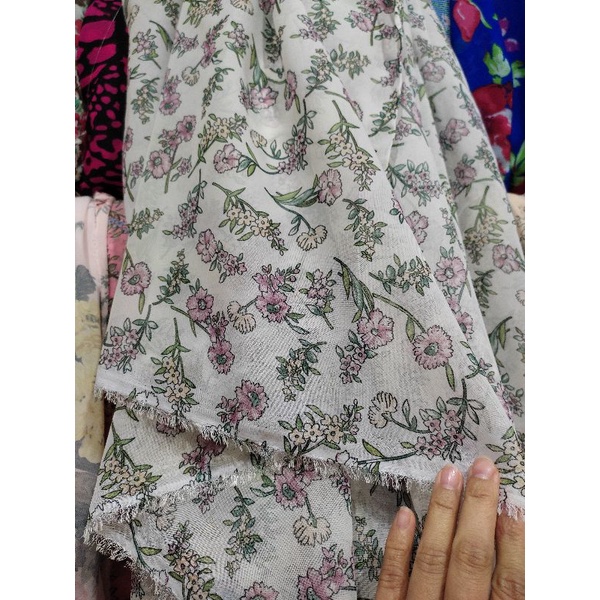 VẢI VON TƠ HOA NHÍ LÊN MAXI VÁY ĐẦM NHẸ MÁT