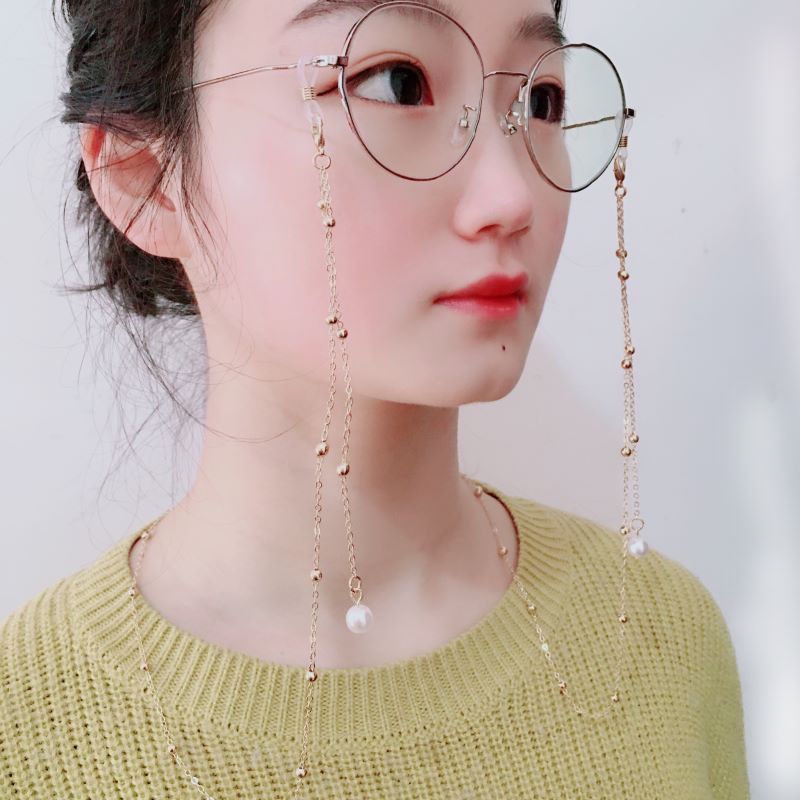 1 dây đeo mắt kính đính ngọc trai
