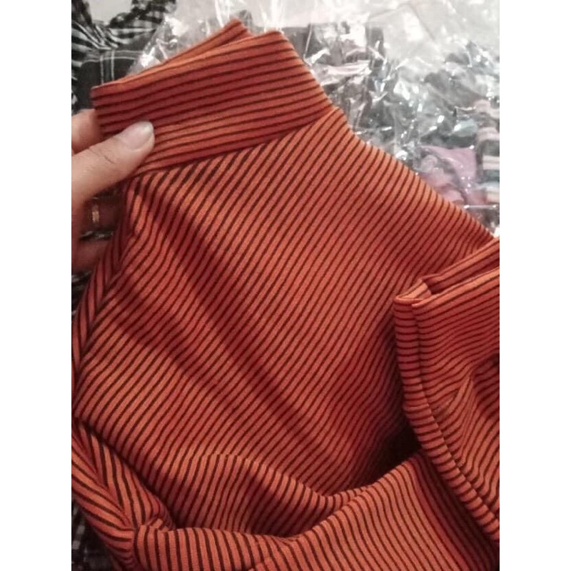 ÁO LEN KẺ CỔ 3 Phân tay bồng