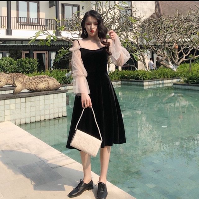 [PASS] Đầm đen tay bồng trễ vai ulzzang, đầm dự tiệc cưới, váy kỉ yếu. Ảnh thật phía sau