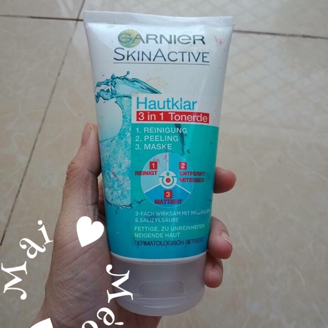 Sữa rửa mặt Garnier Skin Naturals