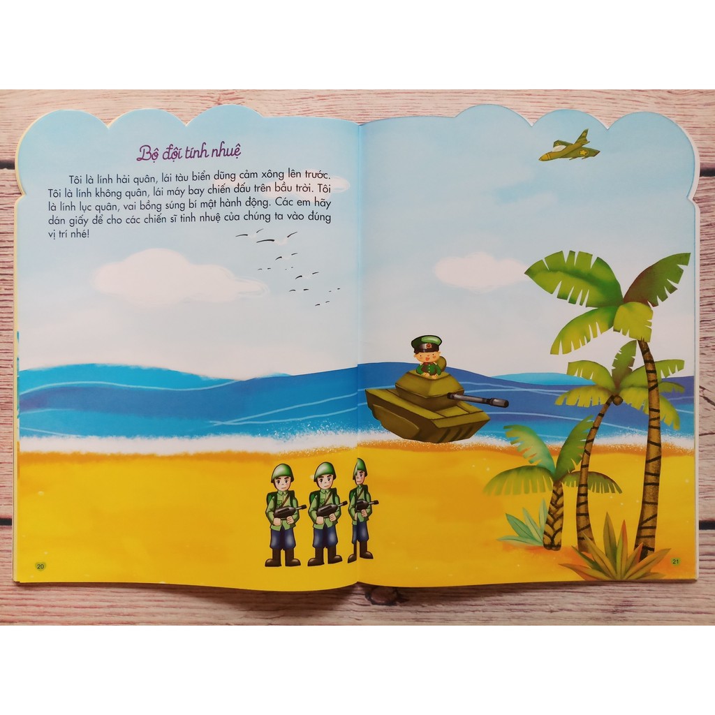 Sách - 200 Miếng bóc dán thông minh 2-10 tuổi - Phát triển chỉ số Tình cảm EQ Tập 2 | BigBuy360 - bigbuy360.vn