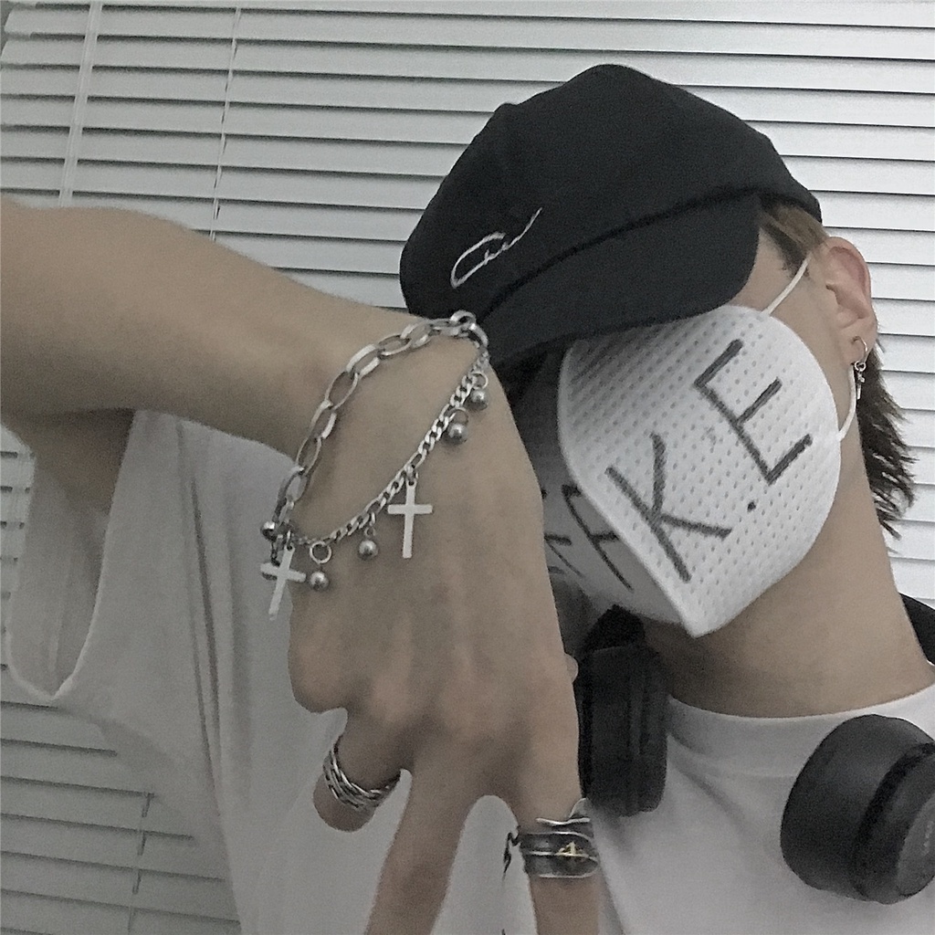 Vòng tay hai lớp bằng thép titan phối mặt hình thánh giá phong cách hip hop