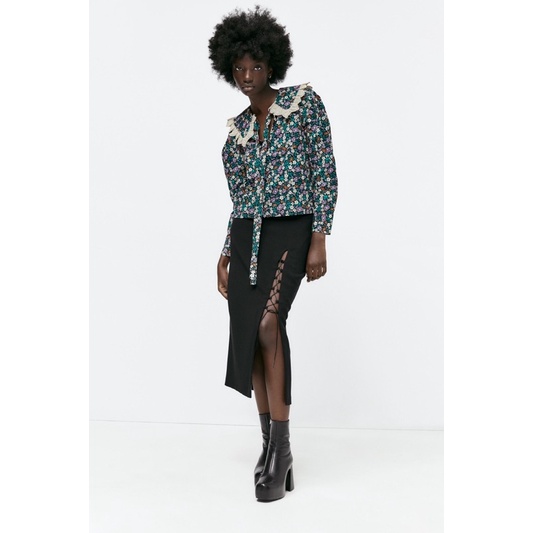 Áo ZARA AUTH cổ bèo hoạ tiết hoa nhí