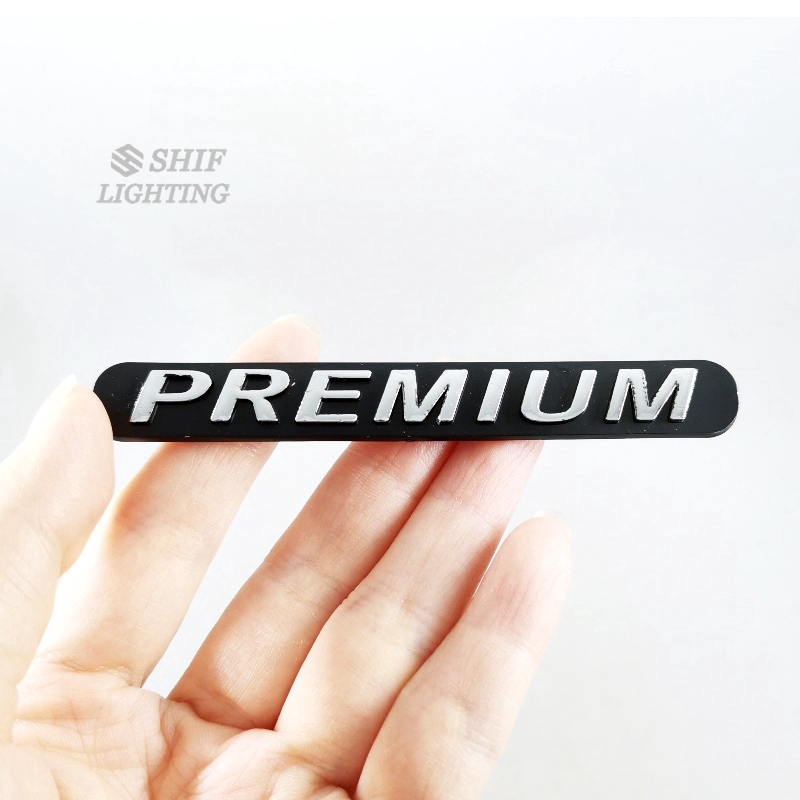 Miếng dán chữ cái trang trí xe hơi thông dụng