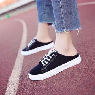 Giày hở gót 2 màu đen trắng