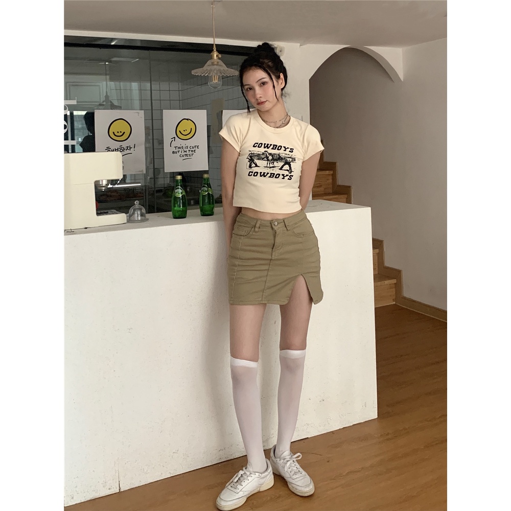 Áo thun thân ngắn dáng ôm tay ngắn phong cách Hàn Quốc quyến rũ cho nữ