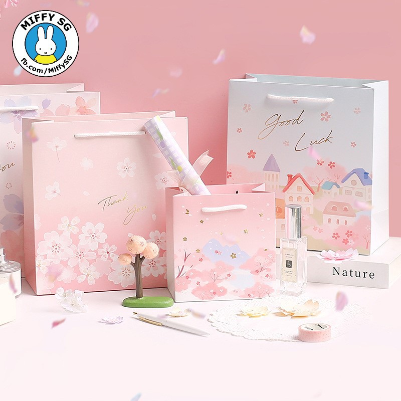 Túi giấy đựng quà tặng MÙA HOA ĐÀO