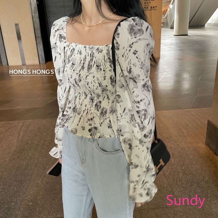 Áo Croptop Chất Chiffon Hoạ Tiết Hoa Thiết Kế Cổ Vuông Nữ Tính